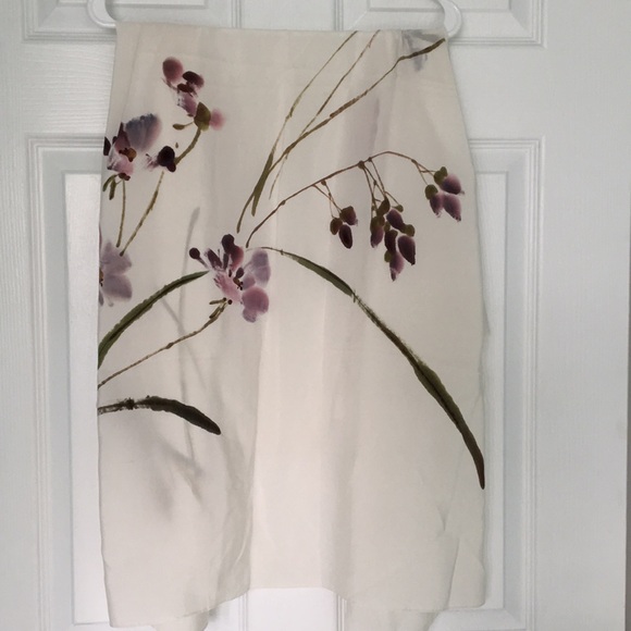 Accessories - 🆕 NWOT Silk Scarf 45x45
